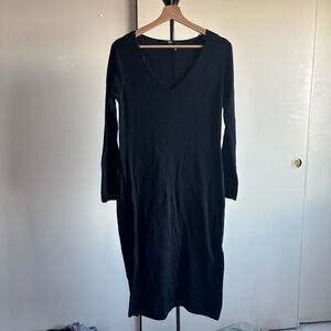 Uniqlo Black Long Sleeve Dress